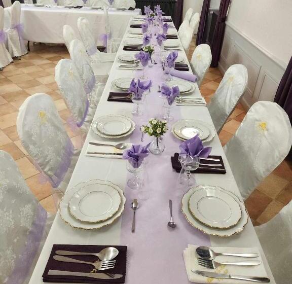 민박 Château De La Rocherie