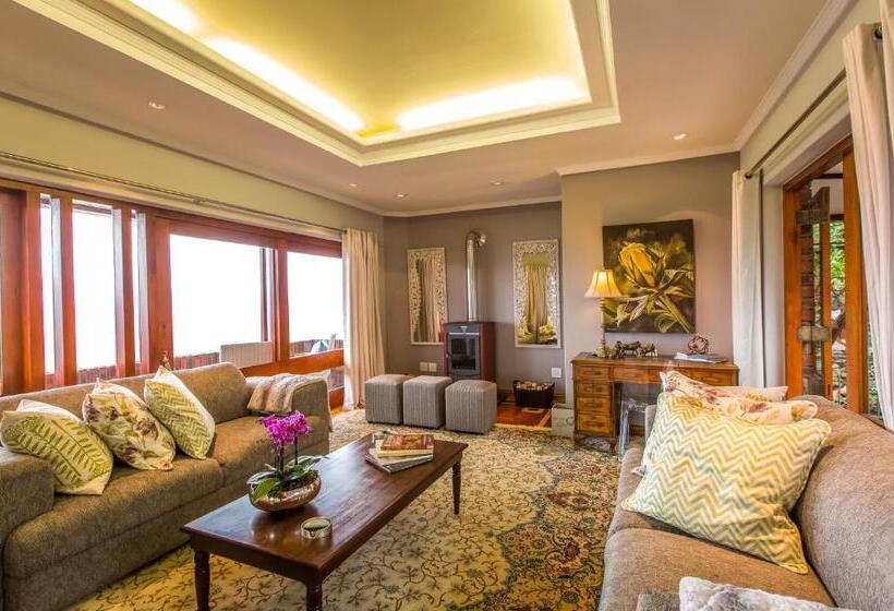 مبيت وإفطار Kambaku @ Sea