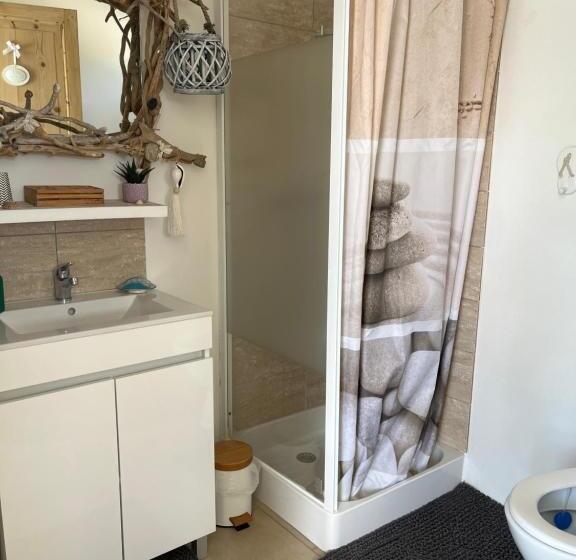 مبيت وإفطار La Thomalie