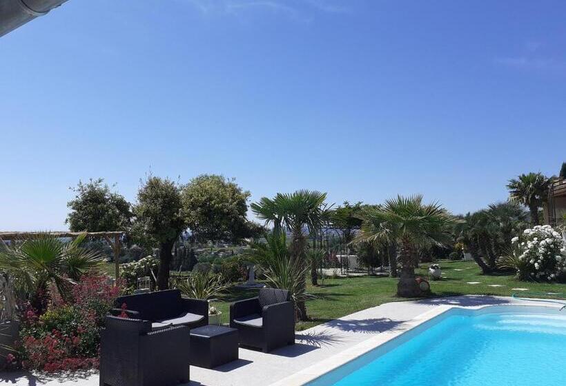 مبيت وإفطار La Thomalie