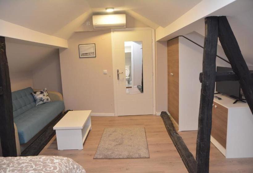 تختخواب و صبحانه Vila Nova