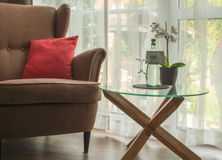 בית מלון כפרי Am Dalwigker Tor