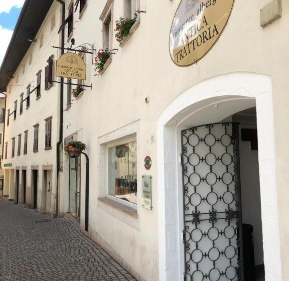 فندق Antica Trattoria
