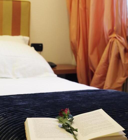 فندق Antica Trattoria