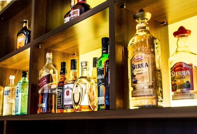 호텔 Best Western Plus Royal Suites