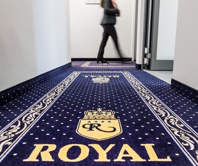 호텔 Best Western Plus Royal Suites