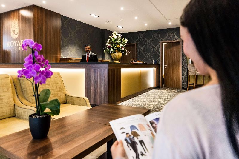 호텔 Best Western Plus Royal Suites