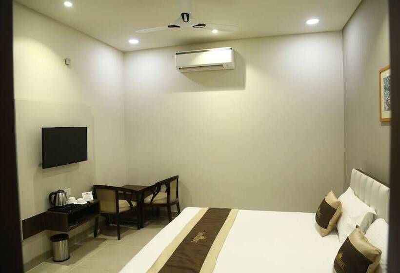 酒店 Bhumi Residency