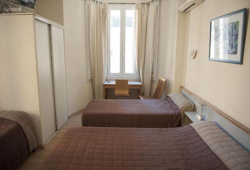 Отель Du Palais