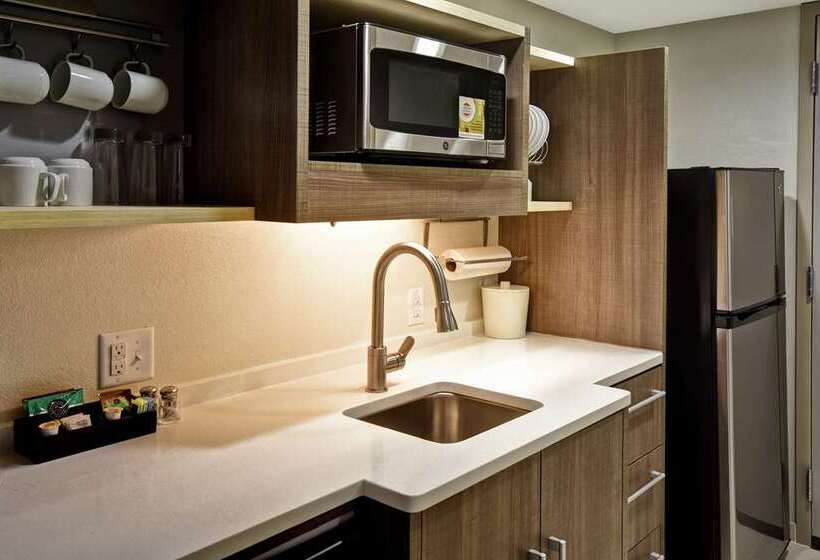 فندق Home2 Suites By Hilton Frankfort