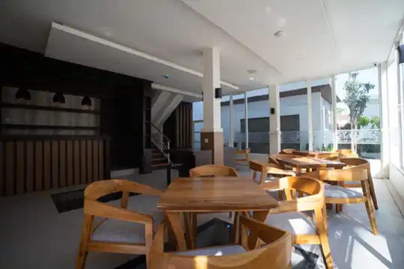 Luminor Hotel Banyuwangi By Wh