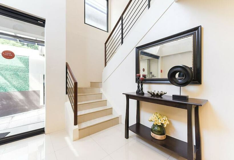 فندق Oyo 111 The Chipper