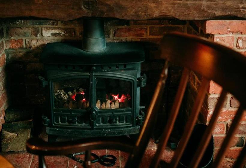 Отель The Hope And Anchor Pub