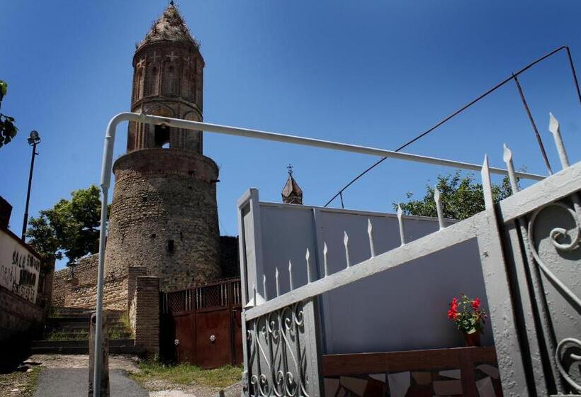 پانسیون Guesthouse Kiko