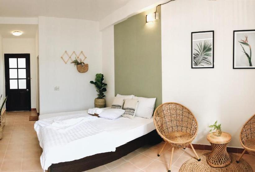 پانسیون Domino Homestay