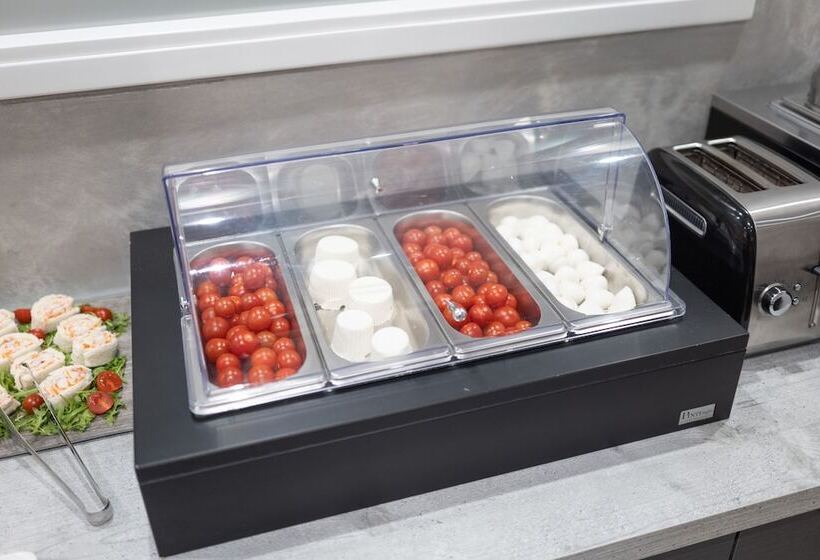 بنسيون Tropea Luxury & Charm