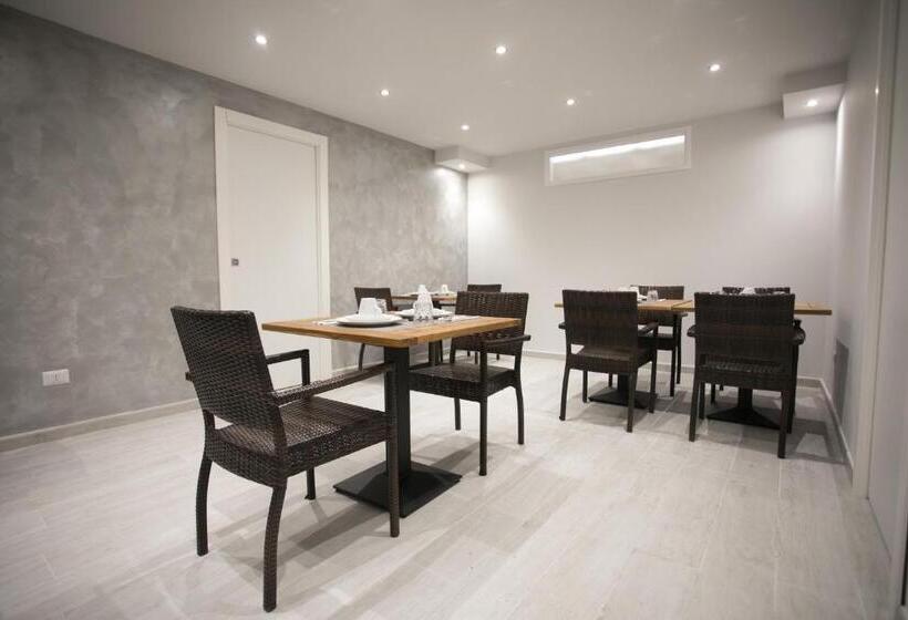 بنسيون Tropea Luxury & Charm