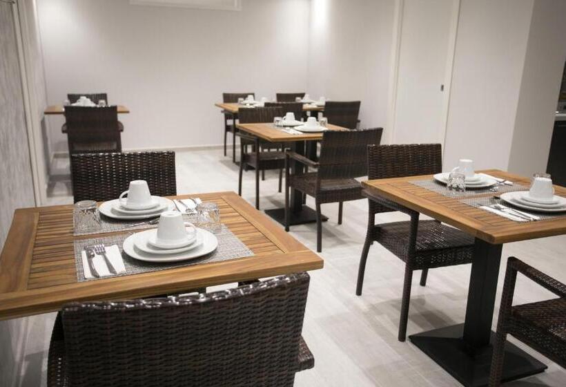 بنسيون Tropea Luxury & Charm