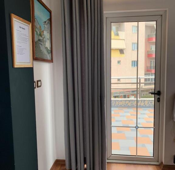 פנסיון Vila Topciu