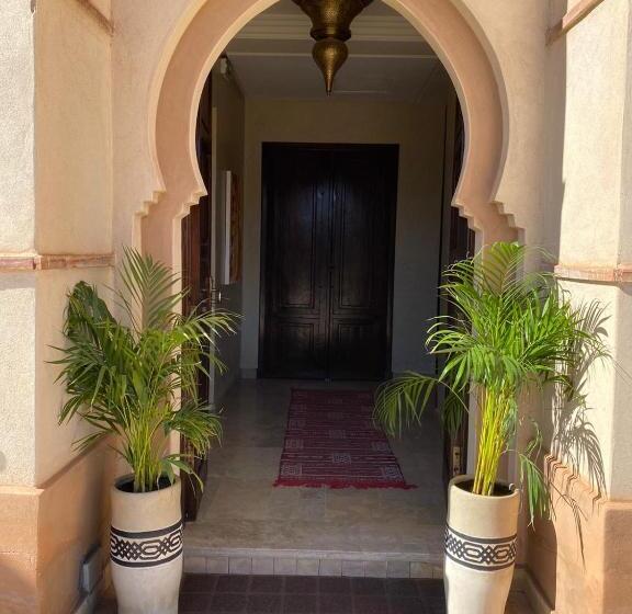 پانسیون Villa Diaf Johanne