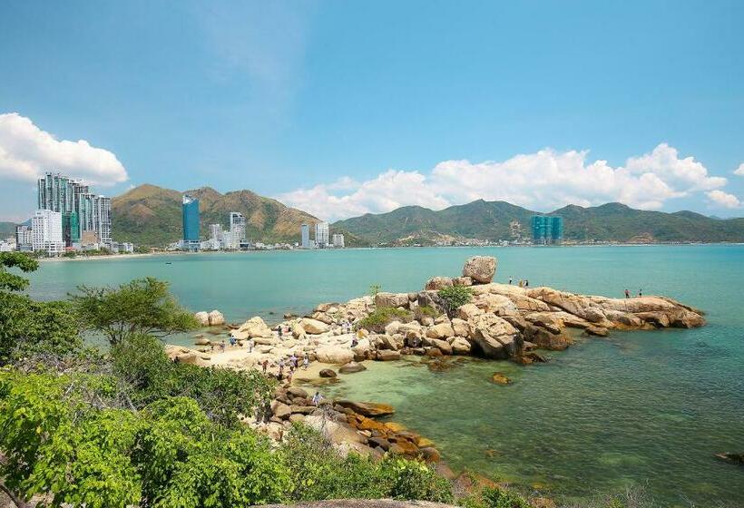 پانسیون Gis Hotel Nha Trang & Motorbike Rental