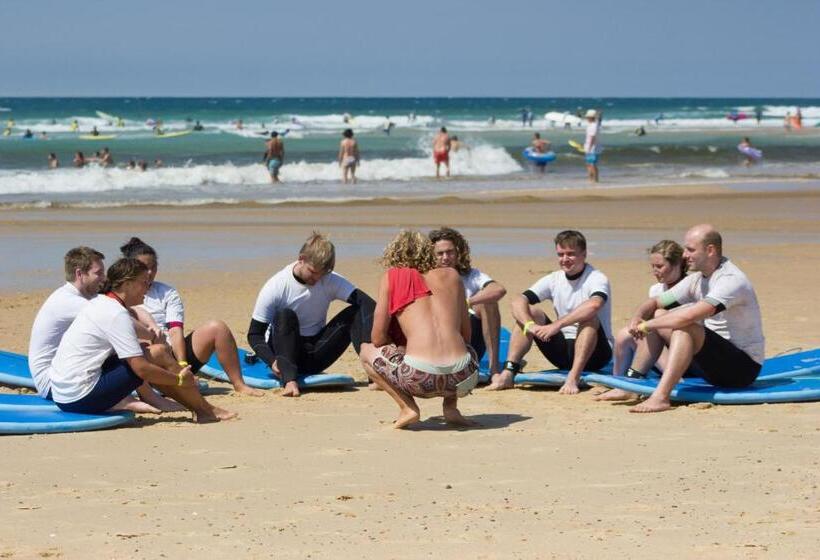 Progress Outdoor Surf Hostel