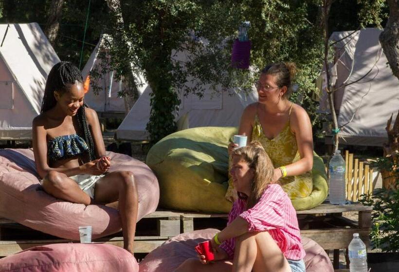 Progress Outdoor Surf Hostel