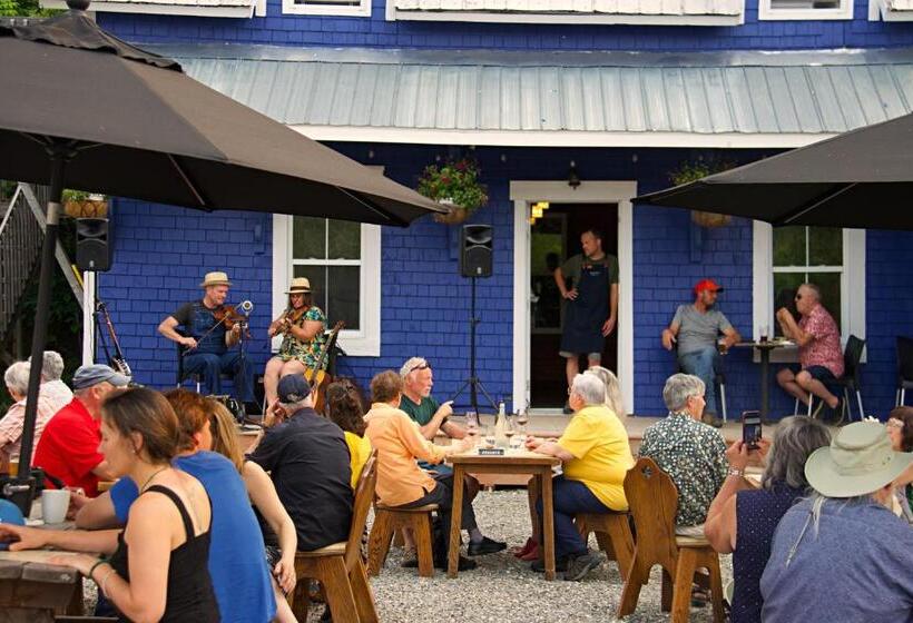 ユースホステル Chez Casimir