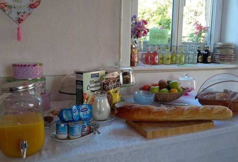 צימר Maison Du Moulinassou