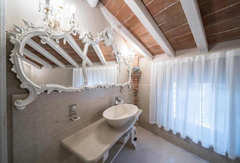 민박 Regia Rosetta