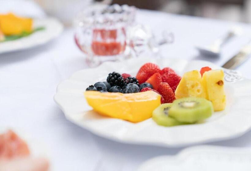 민박 Regia Rosetta