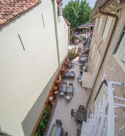 민박 Regia Rosetta