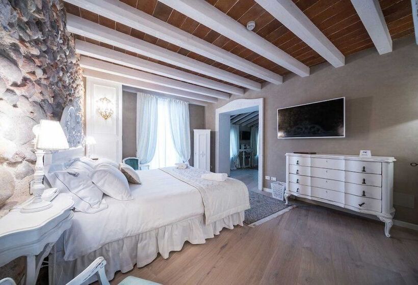 민박 Regia Rosetta