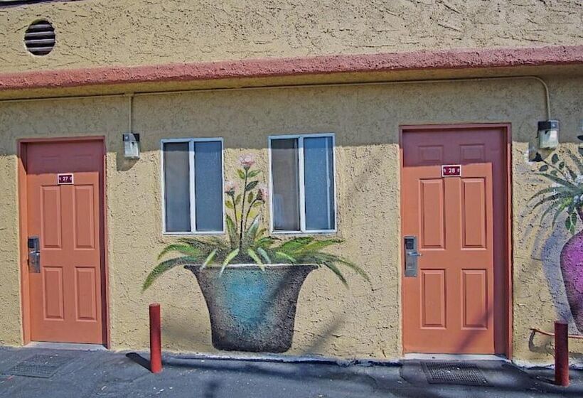 Griffith Park Motel   La Hollywood Area