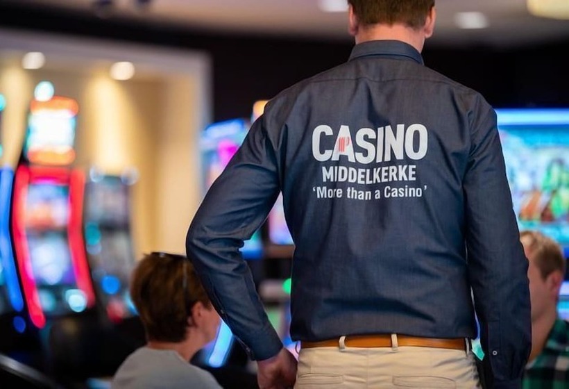 בית מלון כפרי Acropolis   Op Het Sportiefste Park Van De Kust