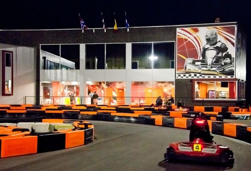 בית מלון כפרי Acropolis   Op Het Sportiefste Park Van De Kust