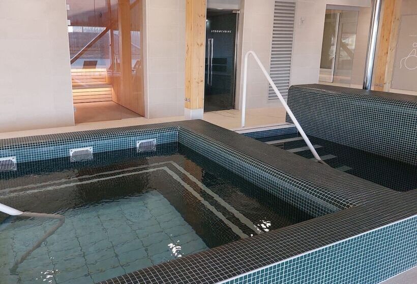 בית מלון כפרי Acropolis   Op Het Sportiefste Park Van De Kust