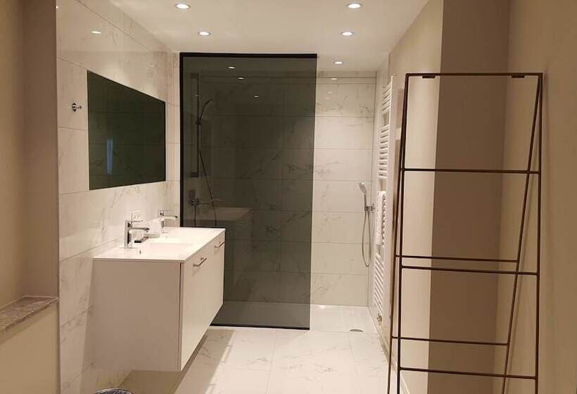 בית מלון כפרי Acropolis   Op Het Sportiefste Park Van De Kust