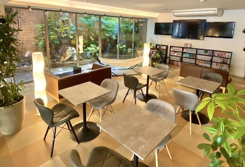 فندق Akashi Castle