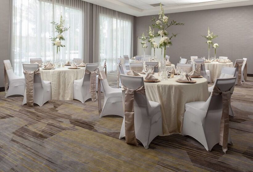 فندق Courtyard By Marriott Deland Historic Downtown