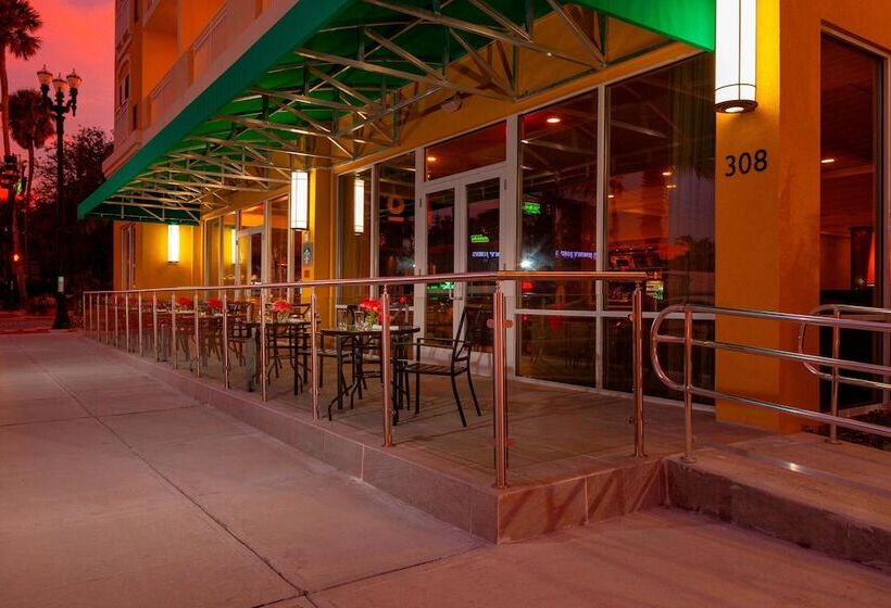 فندق Courtyard By Marriott Deland Historic Downtown