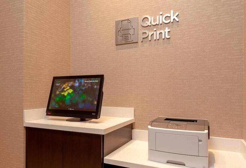 فندق Courtyard By Marriott Deland Historic Downtown