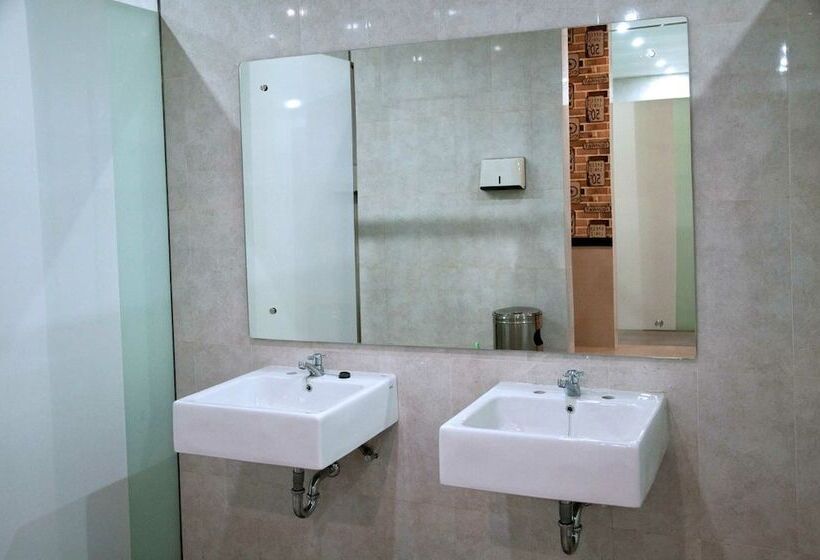 فندق Fixon Capsule