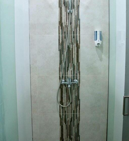 בית מלון כפרי Fixon Capsule