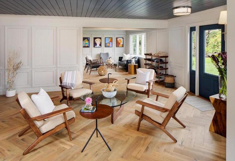 فندق Journey East Hampton