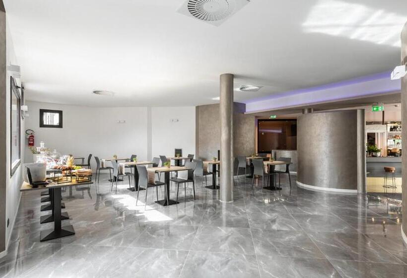 هتل Lake Como Golf