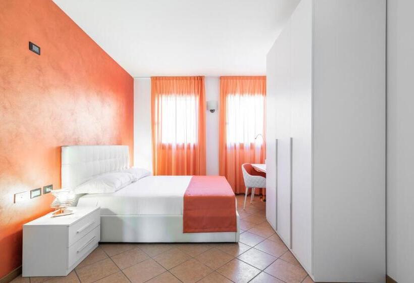 هتل Lake Como Golf