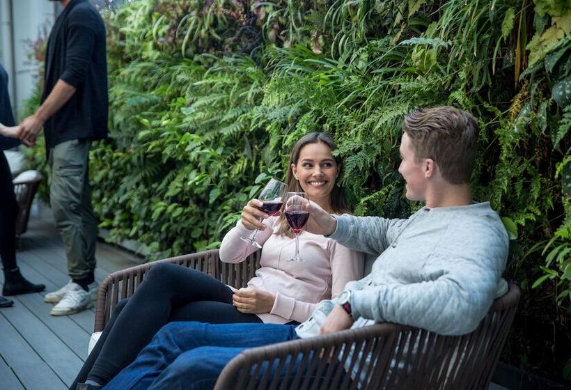 هتل Mi Pad Queenstown