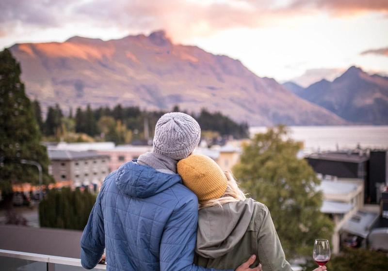 هتل Mi Pad Queenstown