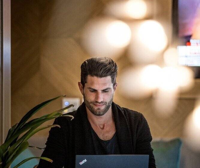 هتل Mi Pad Queenstown